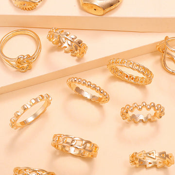R518 - Knotted geometric leaf triangle Ring Set